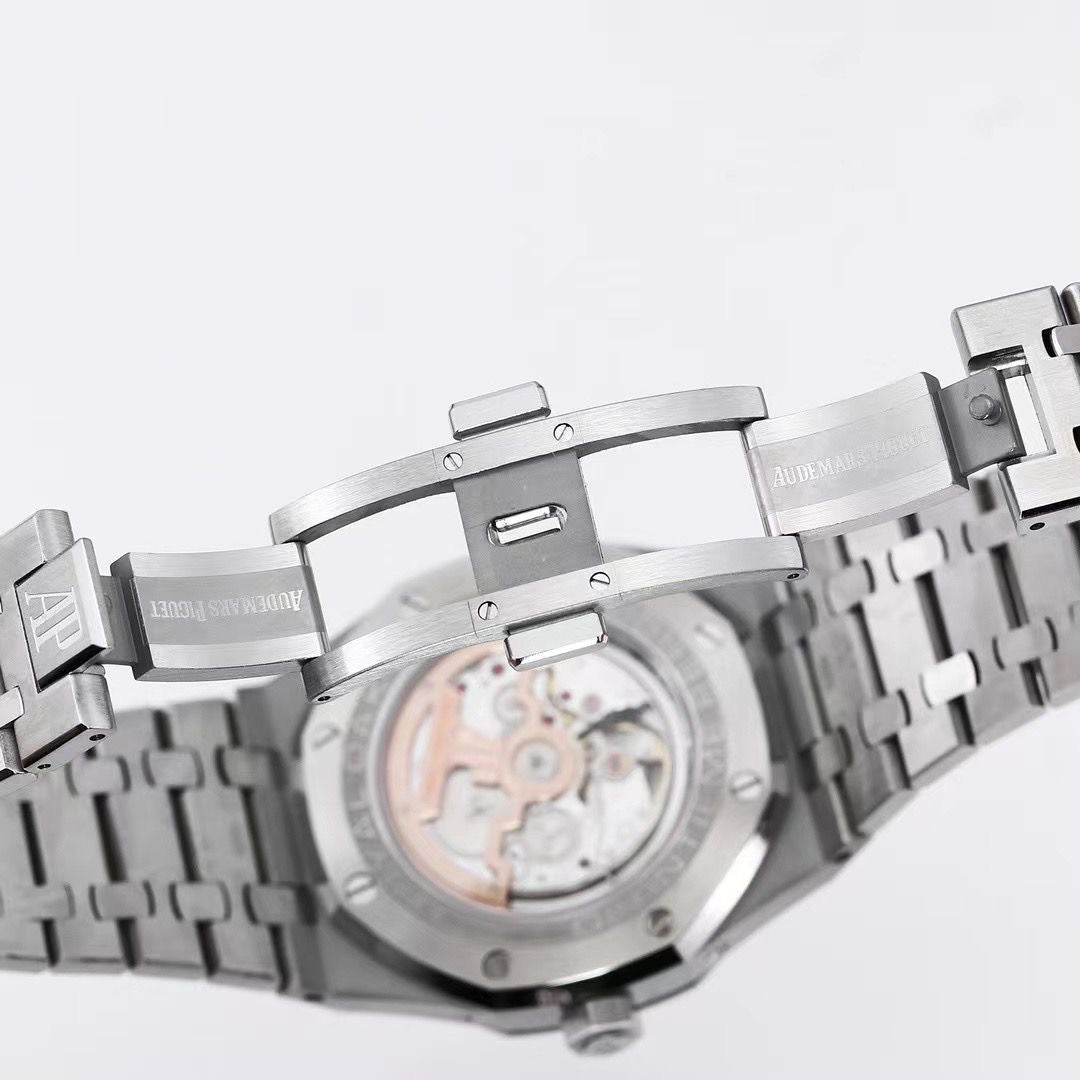Audemars Piguet Royal Oak 41’ Selfwinding Quantieme Perpetual Swiss Movement