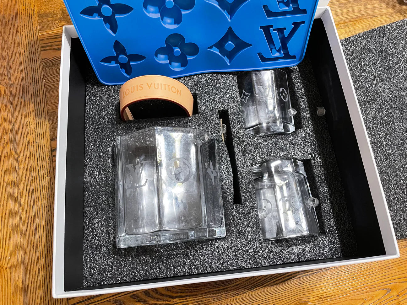 Louis Vuitton Glasses High Quality