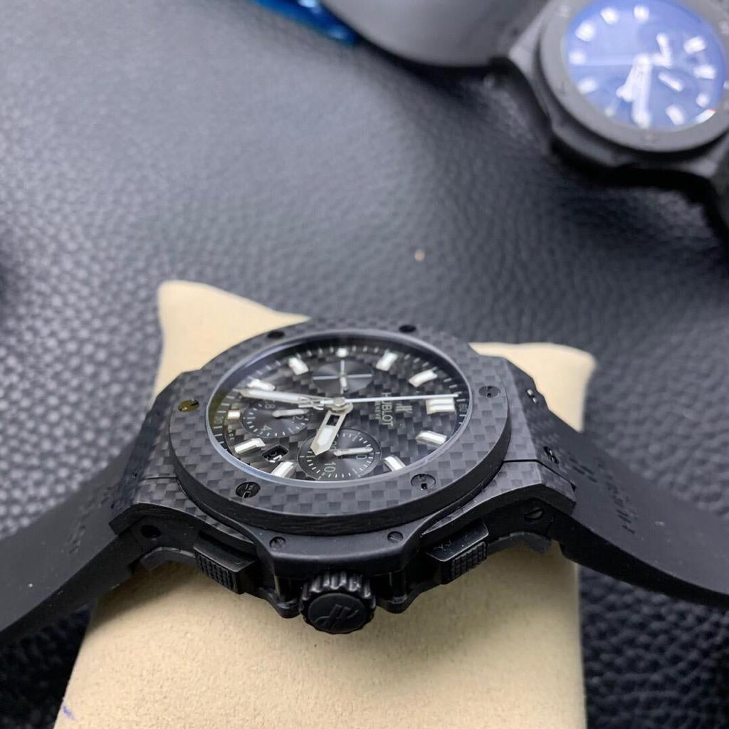 Hublot Big Bang 44’ Carbon Automatic Chronograph Swiss Movement