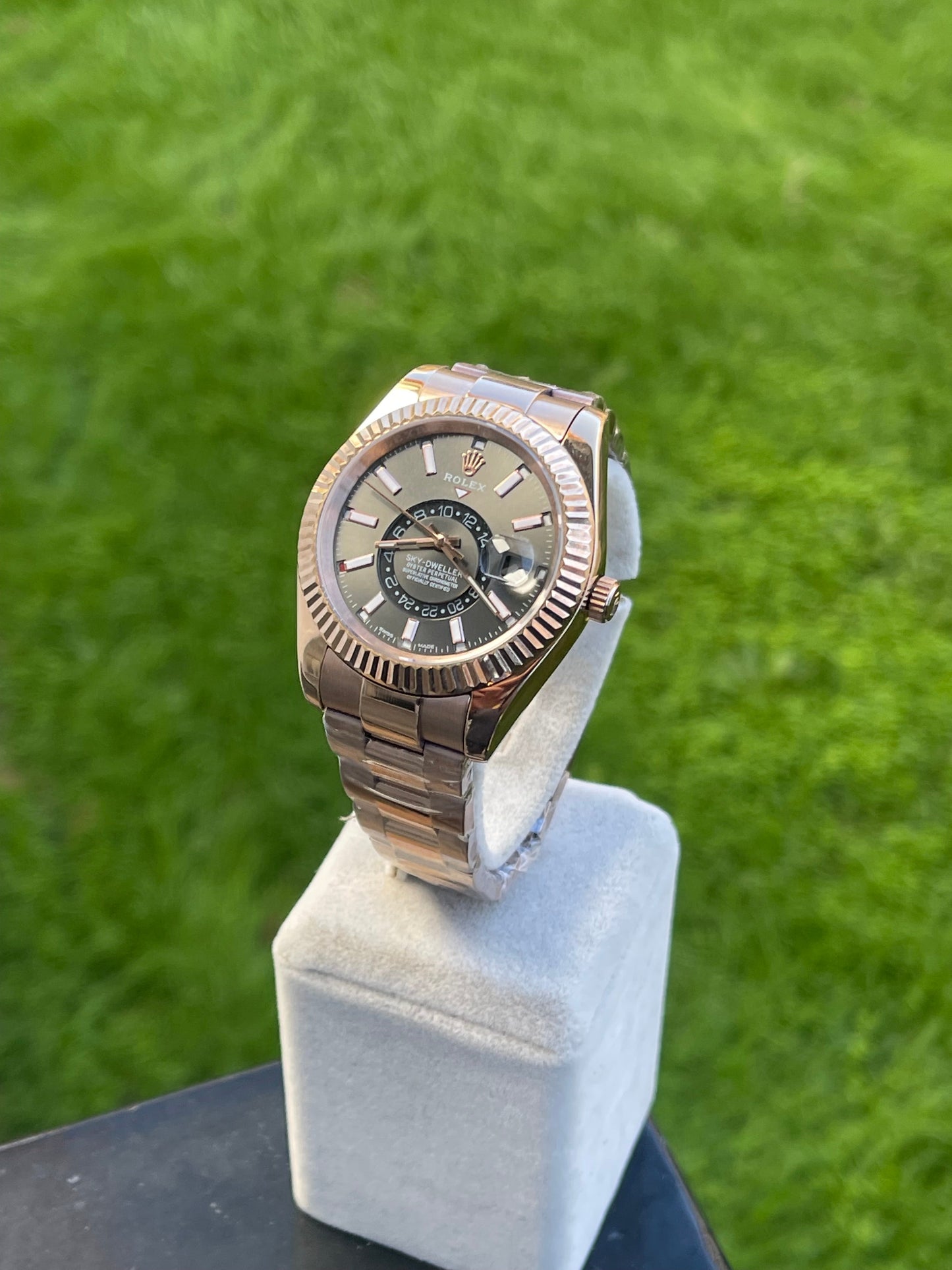 Rolex Sky-Dweller Rose Gold 336935 Rhodium Oyster Clone