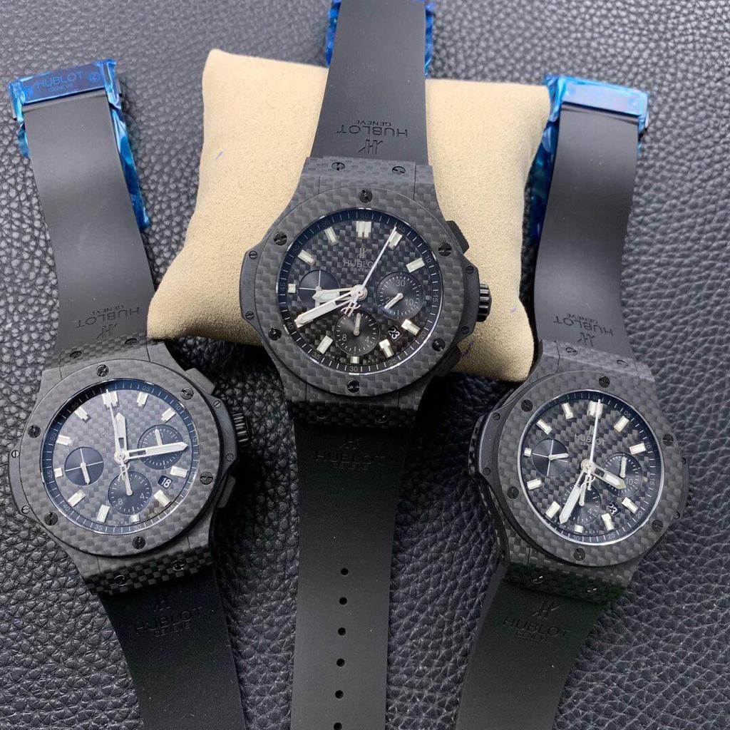 Hublot Big Bang 44’ Carbon Automatic Chronograph Swiss Movement