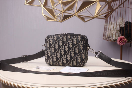 Dior Messenger bag Unisex