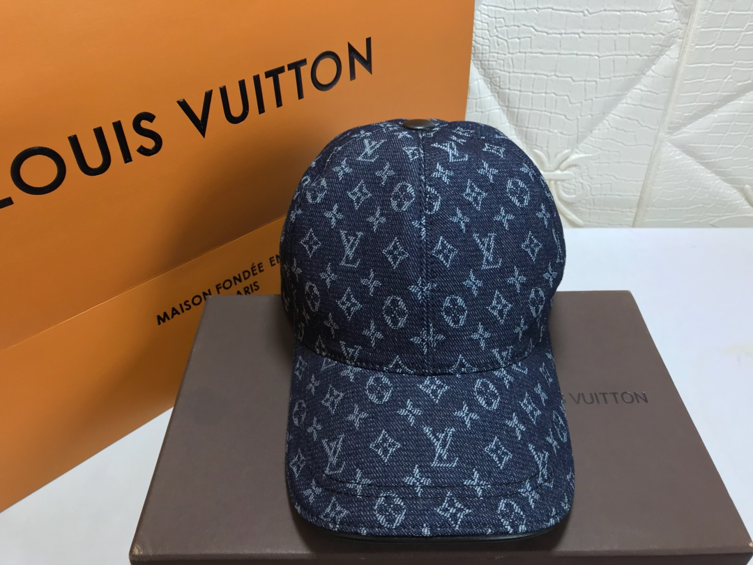 Louis Vuitton Hat