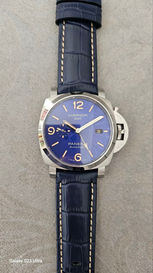 Panerai Luminor GMT