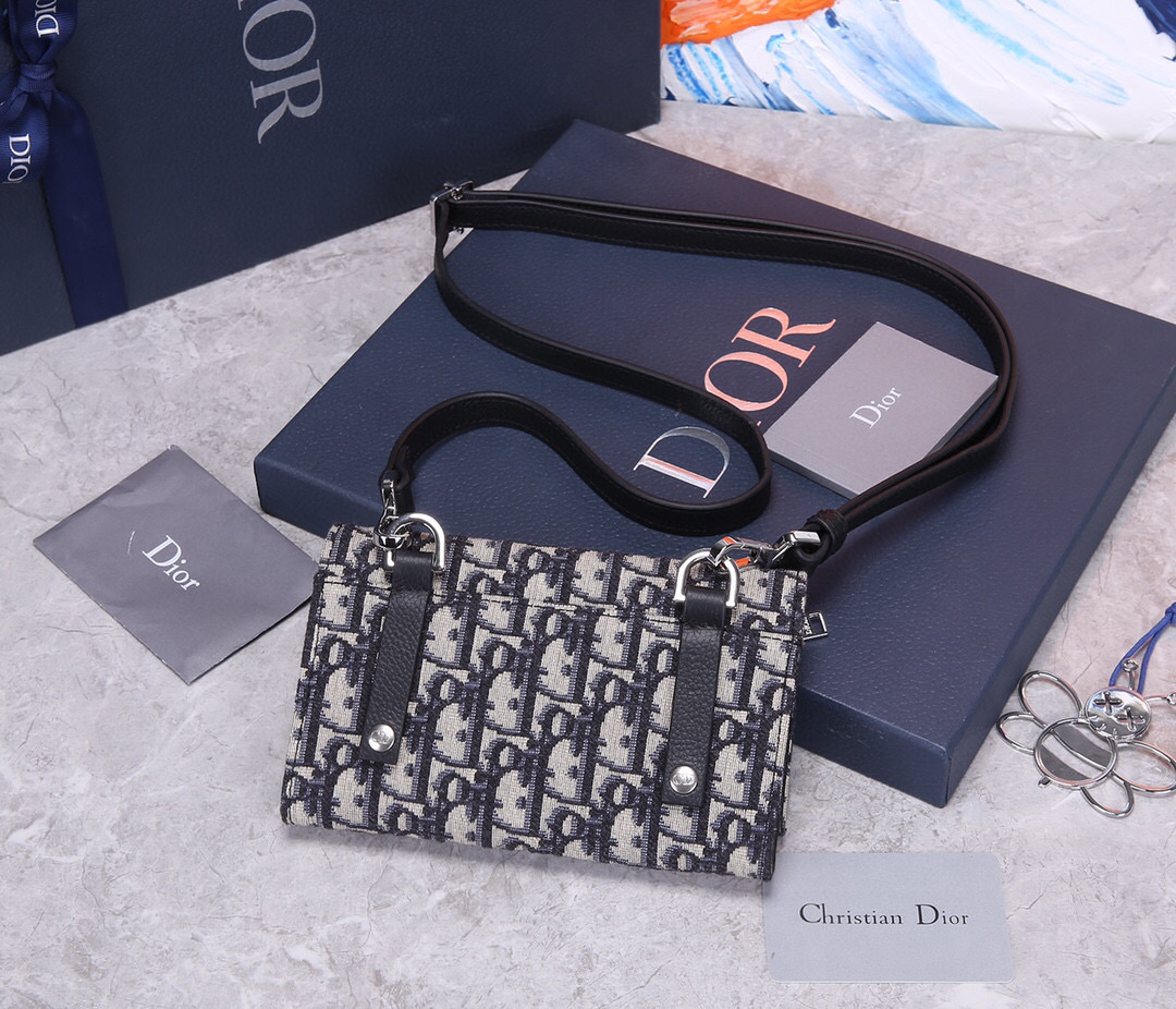 Dior Messenger bag Unisex