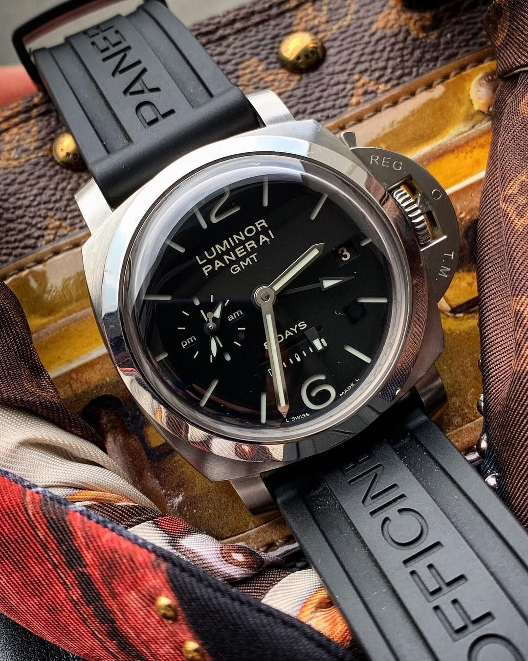 Panerai Luminor Gmt