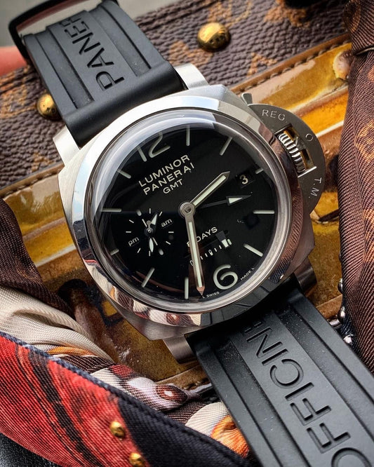 Panerai Luminor Gmt