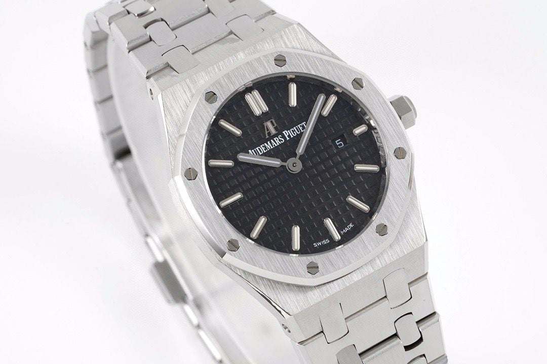 Audemars Piguet Royal Oak 33’ Quartz Swiss Movement