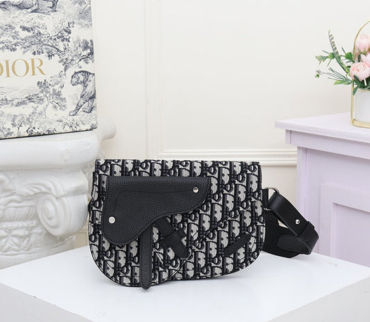 Dior Messenger bag Unisex