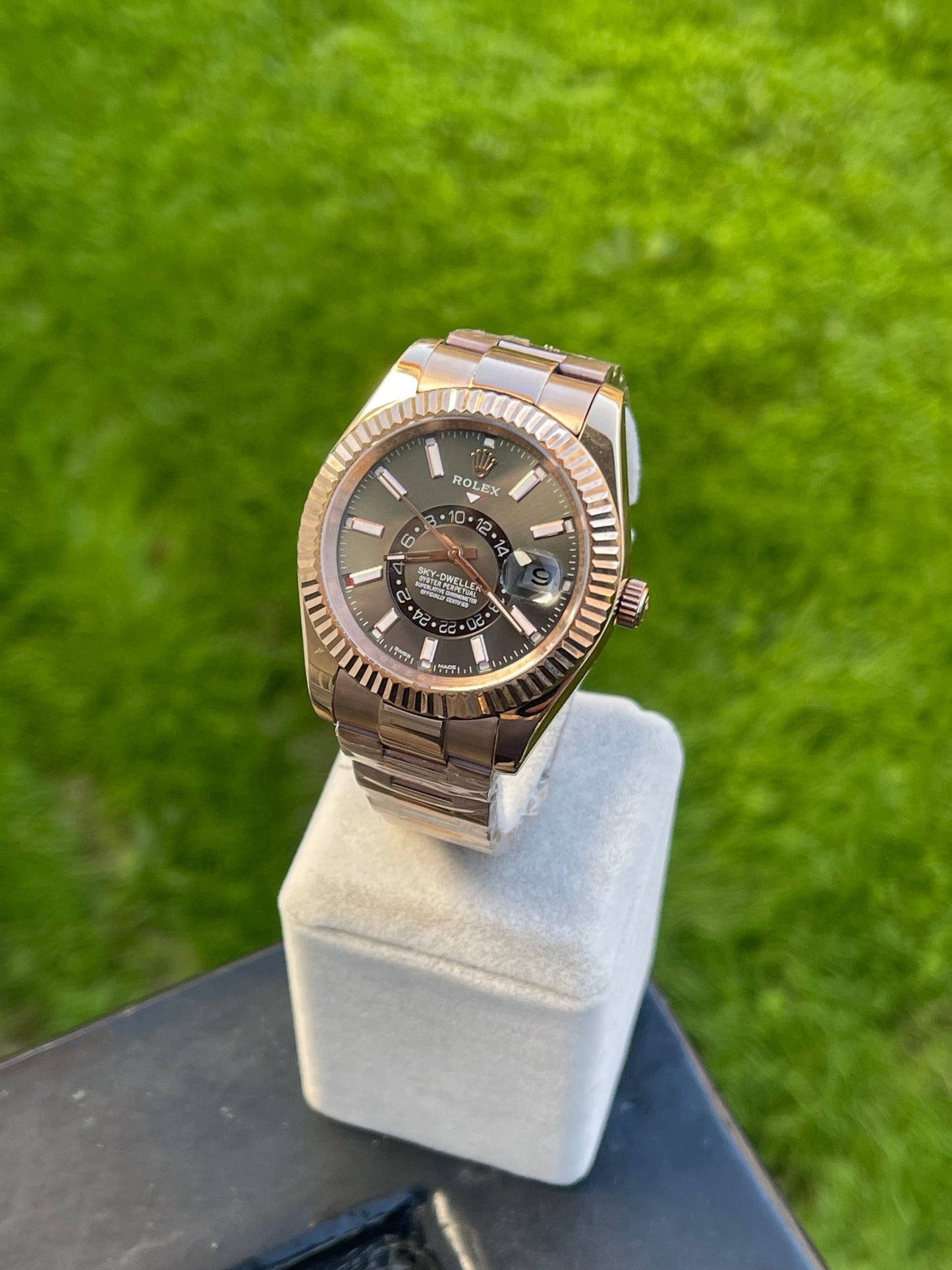 Rolex Sky-Dweller Rose Gold 336935 Rhodium Oyster Clone