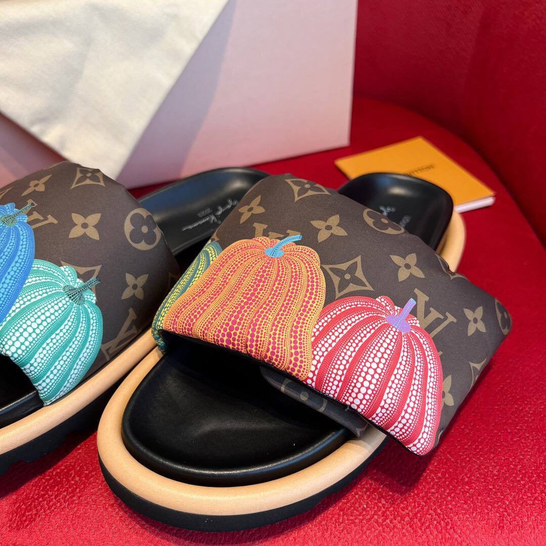 Louis Vuitton x YK pool Slides Mule