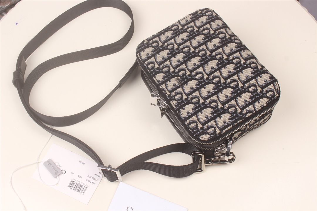 Dior Messenger bag Unisex
