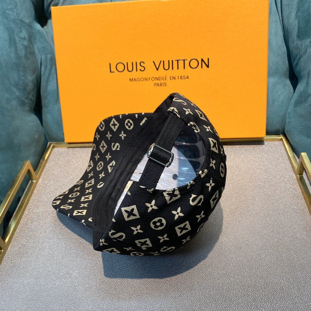 Louis Vuitton Hat