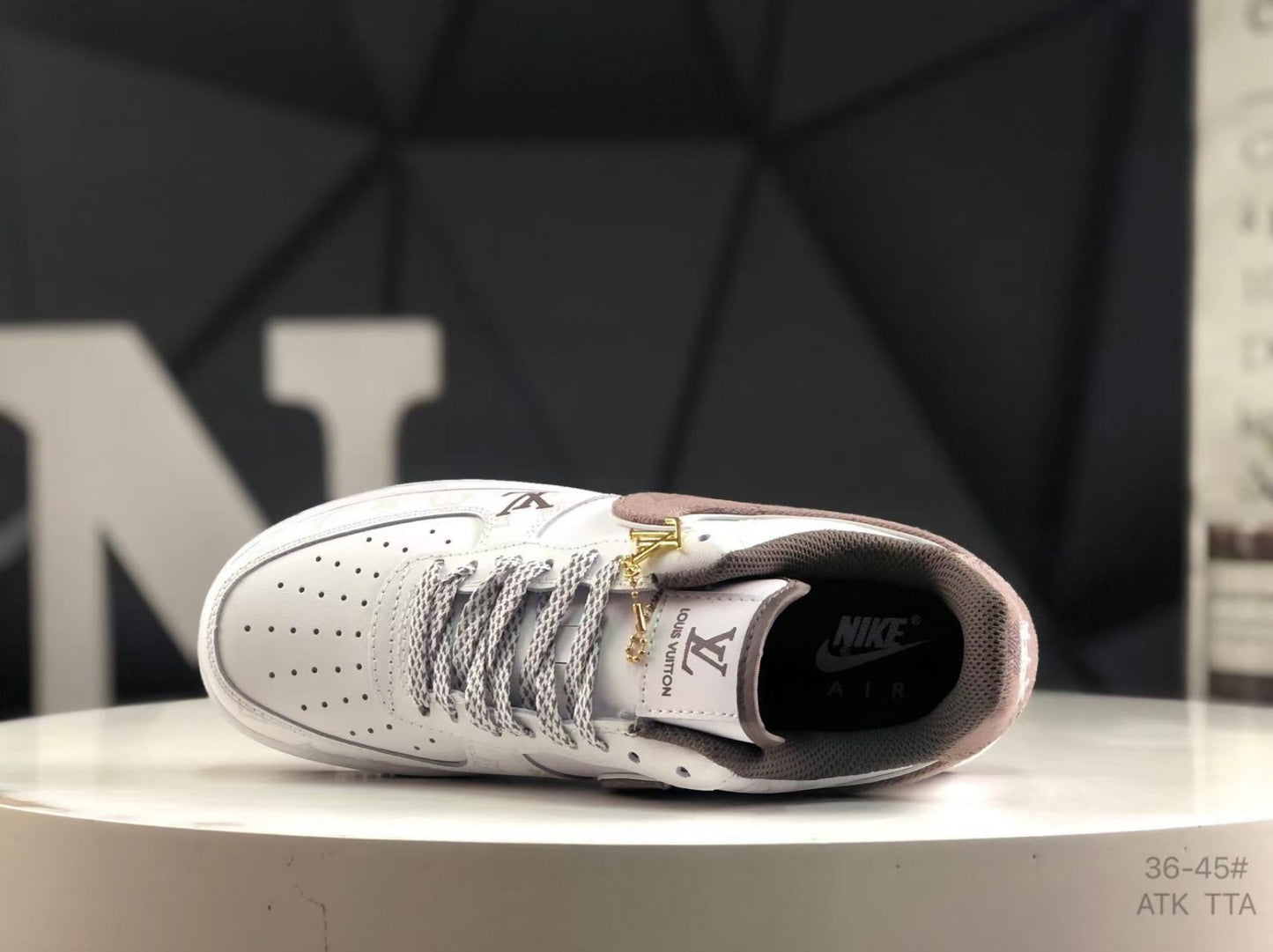 Louis Vuitton Sneaker Trainers